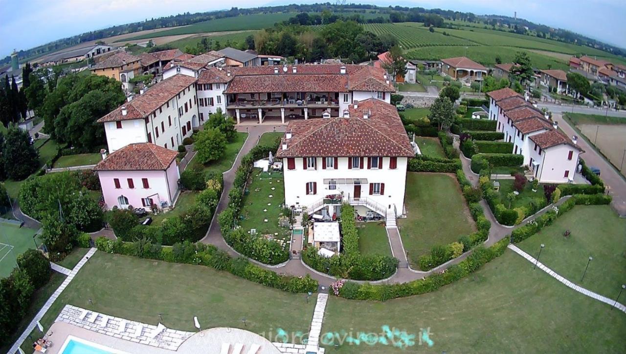 100% Design Villa Desenzano del Garda Exterior photo