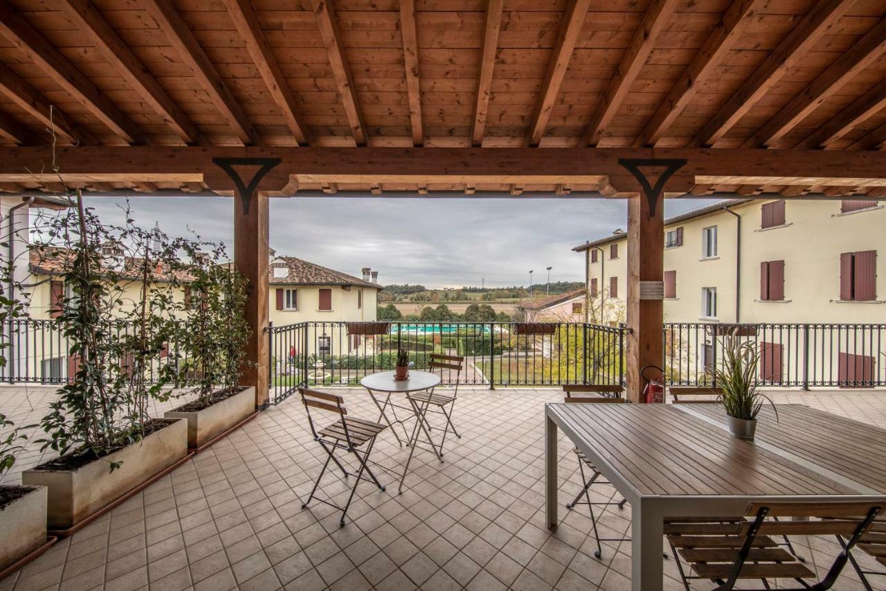 100% Design Villa Desenzano del Garda Exterior photo